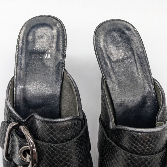 Stuart Weitzman black snakeskin pattern mule slip on heel 9.5 - Picture 9 of 12
